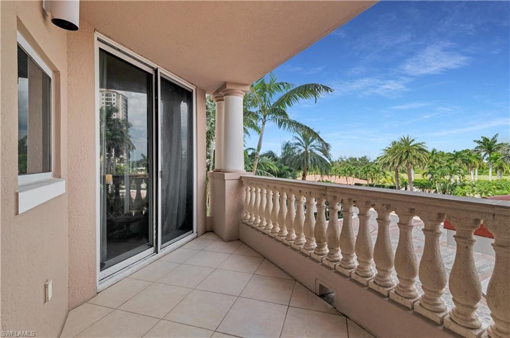 1060 Borghese Ln, Unit 204, Naples, FL 34114 Photo