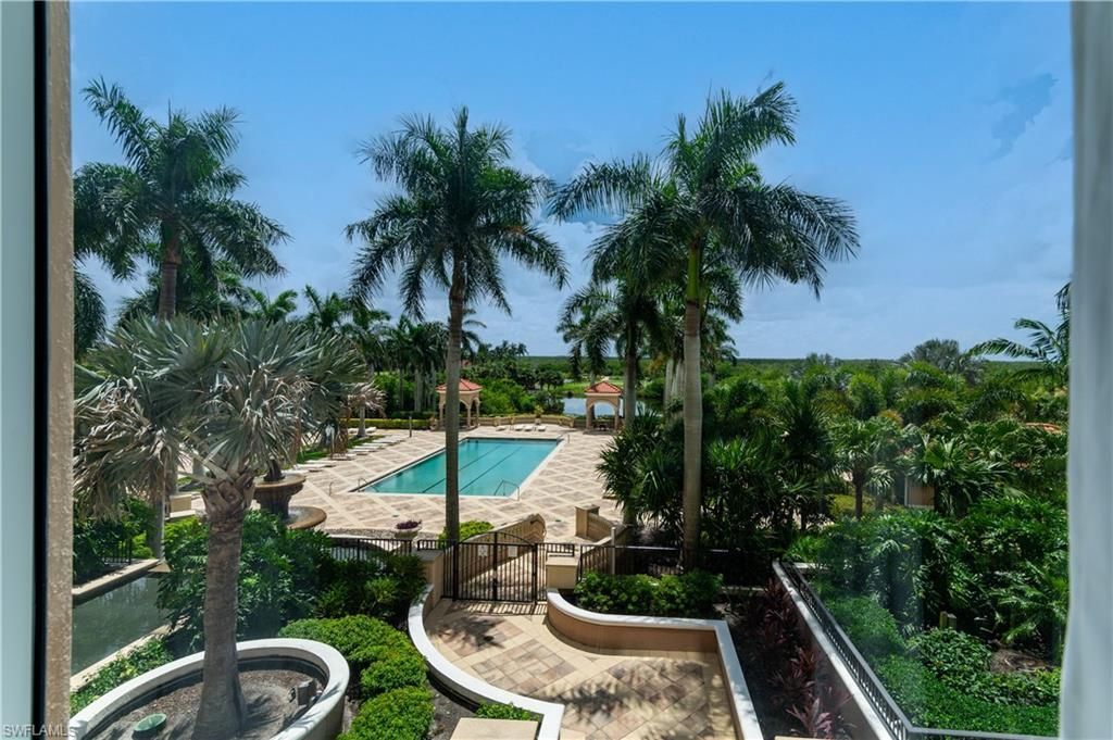 1060 Borghese Ln, Unit 204, Naples, FL 34114 Photo