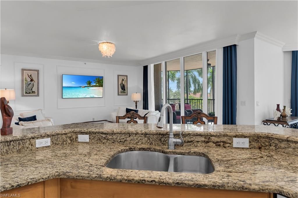 1060 Borghese Ln, Unit 204, Naples, FL 34114 Photo