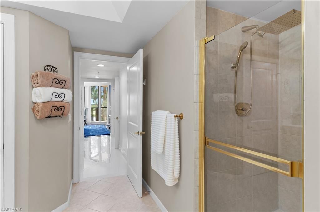 1060 Borghese Ln, Unit 204, Naples, FL 34114 Photo