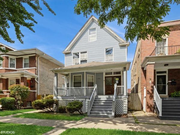 1165 S Humphrey Avenue, Oak Park, IL 60304