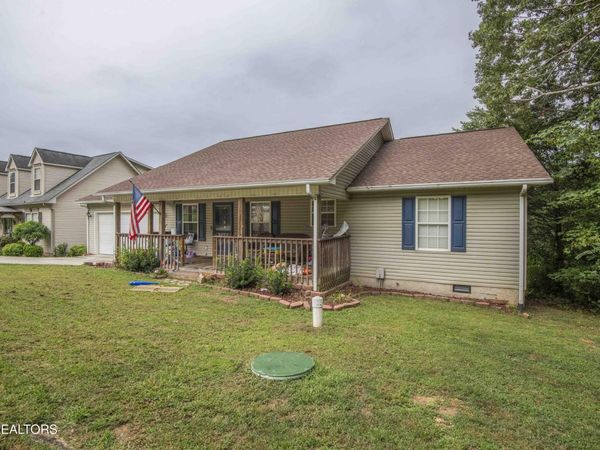 131 Newport Way, Kingston, TN 37763