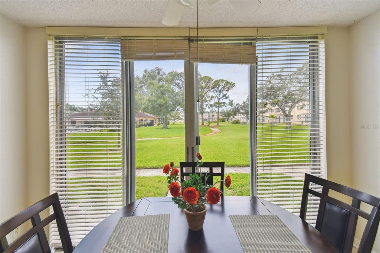 5095 Bay Street Ne, Unit 103, Saint Petersburg, FL 33703 Photo