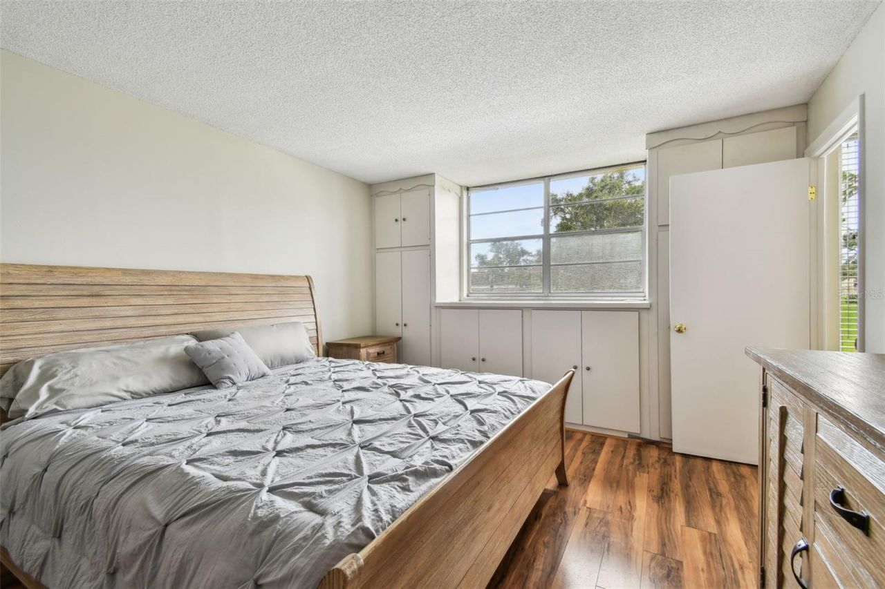 5095 Bay Street Ne, Unit 103, Saint Petersburg, FL 33703 Photo