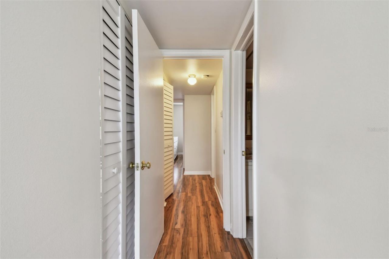 5095 Bay Street Ne, Unit 103, Saint Petersburg, FL 33703 Photo