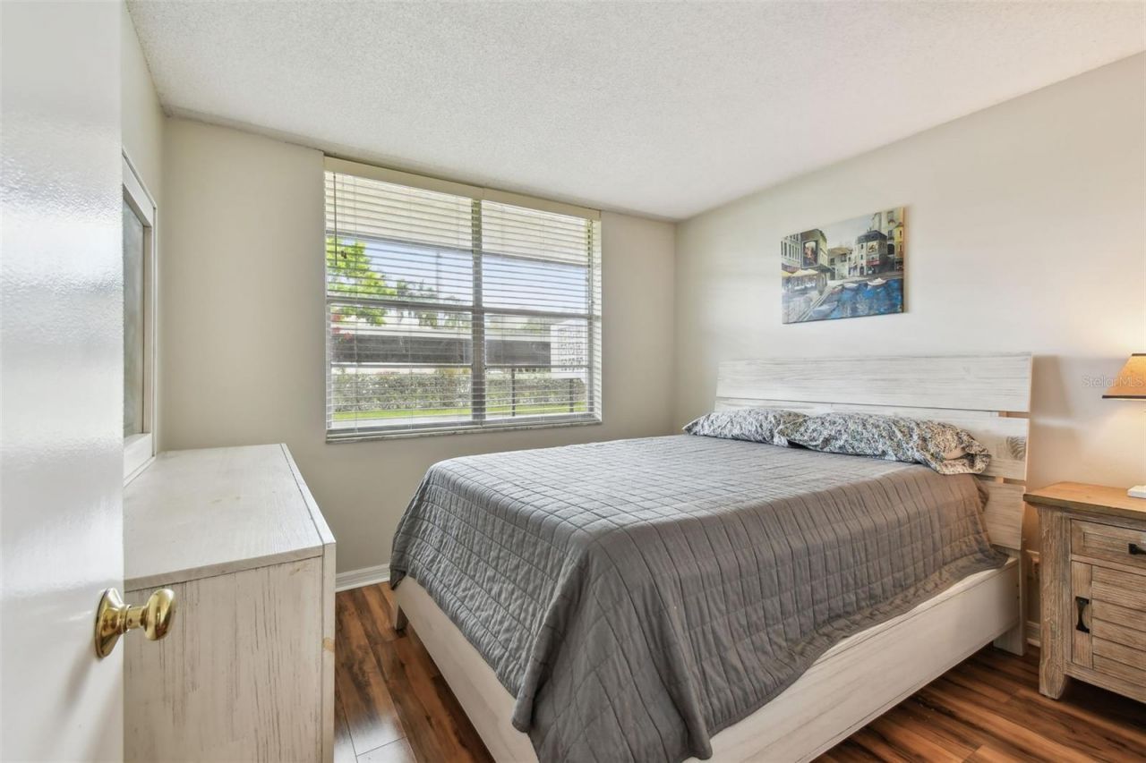 5095 Bay Street Ne, Unit 103, Saint Petersburg, FL 33703 Photo