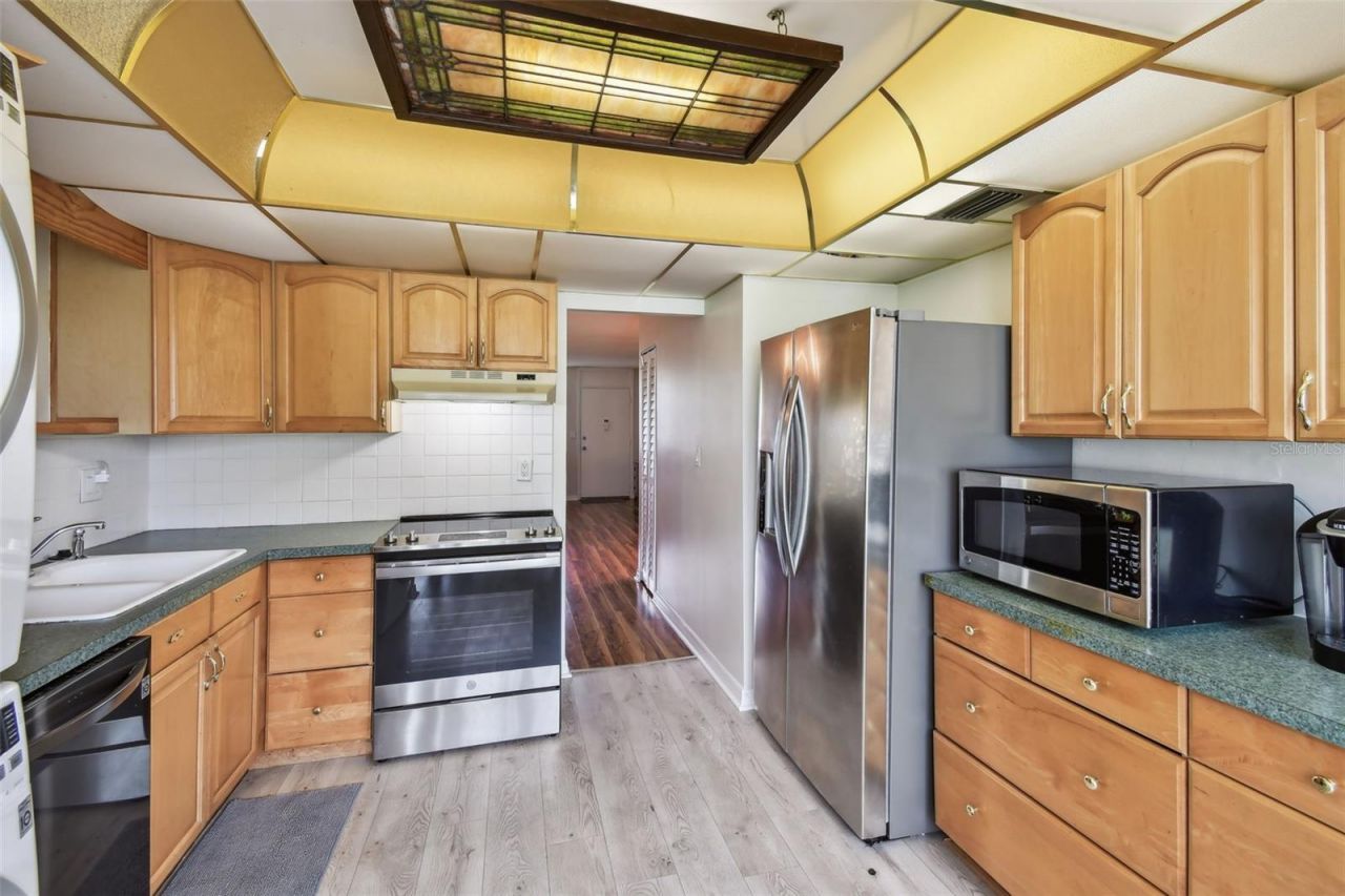 5095 Bay Street Ne, Unit 103, Saint Petersburg, FL 33703 Photo