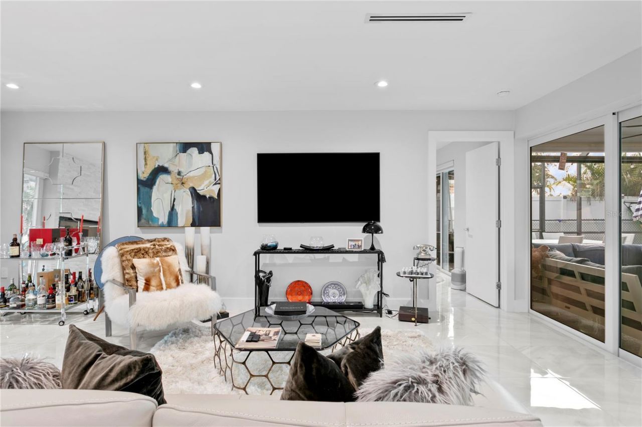 4001 48th Avenue S, Saint Petersburg, FL 33711 Photo