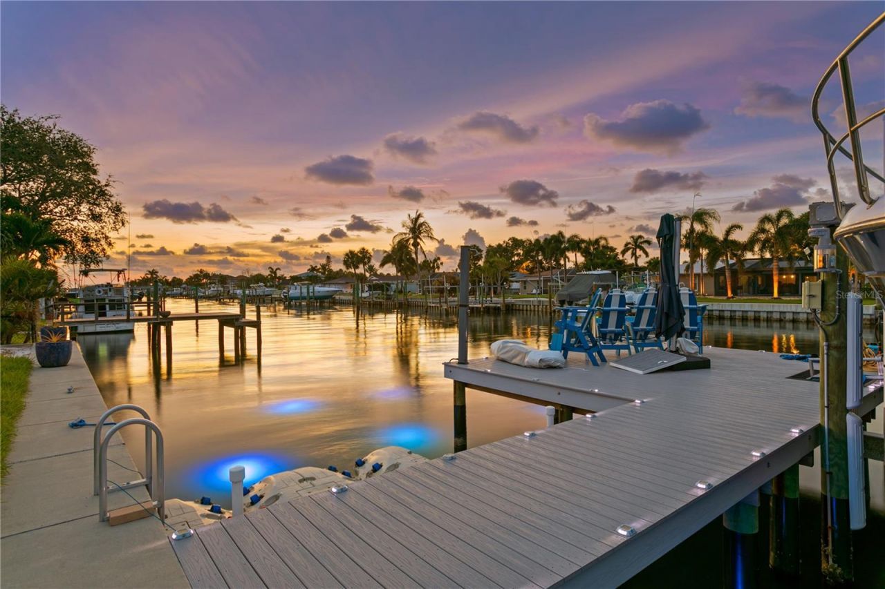 4001 48th Avenue S, Saint Petersburg, FL 33711 Photo