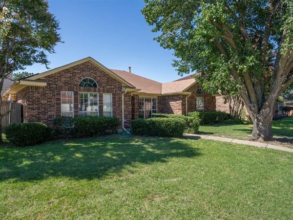 3405 Tulip Lane, Rowlett, TX 75089