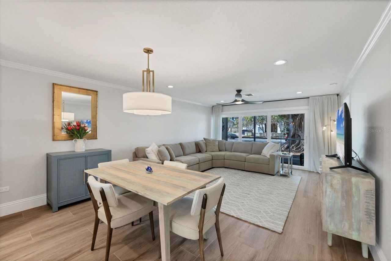 500 S Washington Drive, Unit 11A, Sarasota, FL 34236 Photo