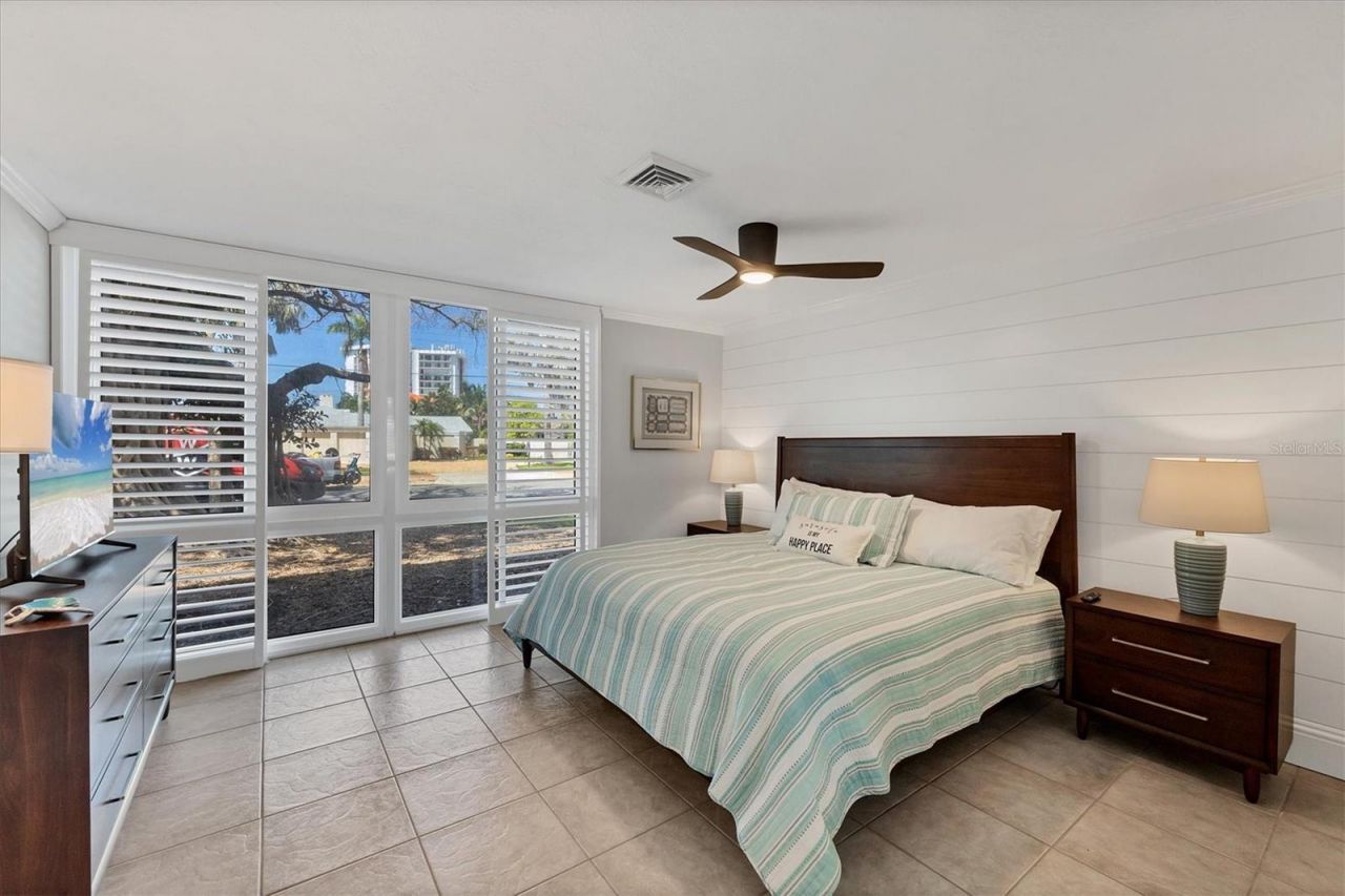 500 S Washington Drive, Unit 11A, Sarasota, FL 34236 Photo