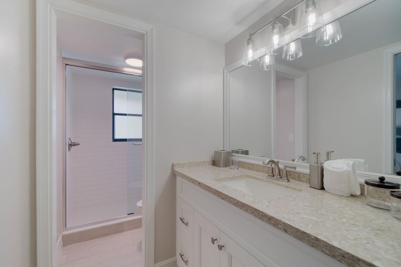 11355 Pond View Drive, Unit D203, Wellington, FL 33414 Photo