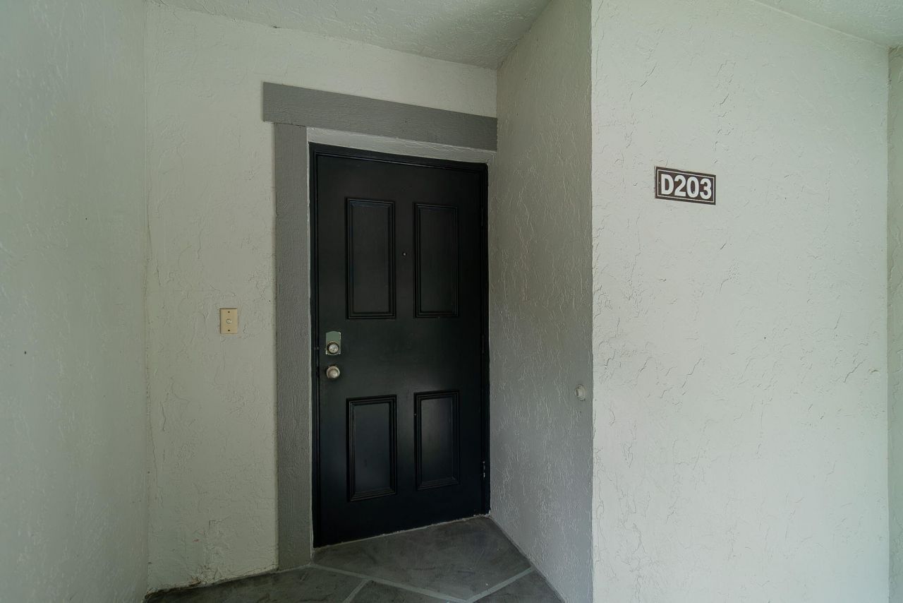 11355 Pond View Drive, Unit D203, Wellington, FL 33414 Photo