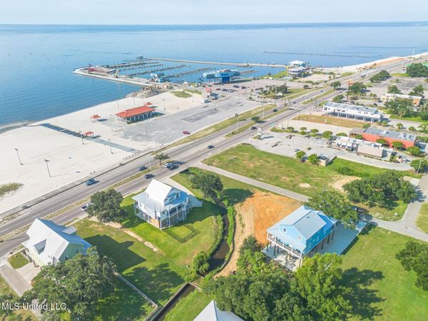 109 Douglas Avenue, Long Beach, MS 39560