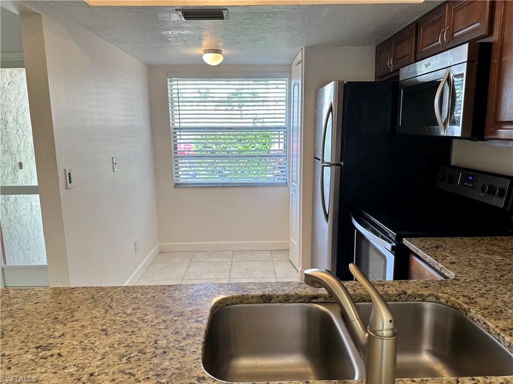 4611 SE 5th Pl, Unit 8, Cape Coral, FL 33904 Photo