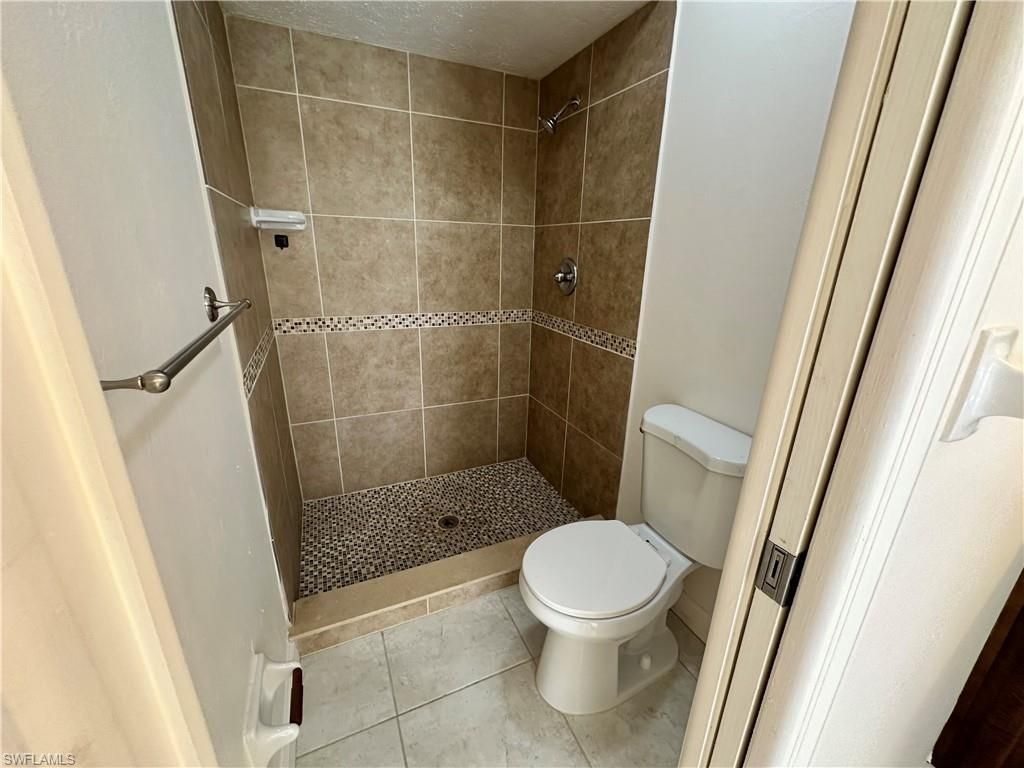 4611 SE 5th Pl, Unit 8, Cape Coral, FL 33904 Photo