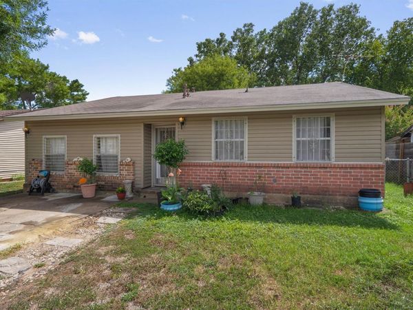 5507 Burgundy DR, Austin, TX 78724