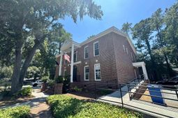 811 5th Ave. N photo 4