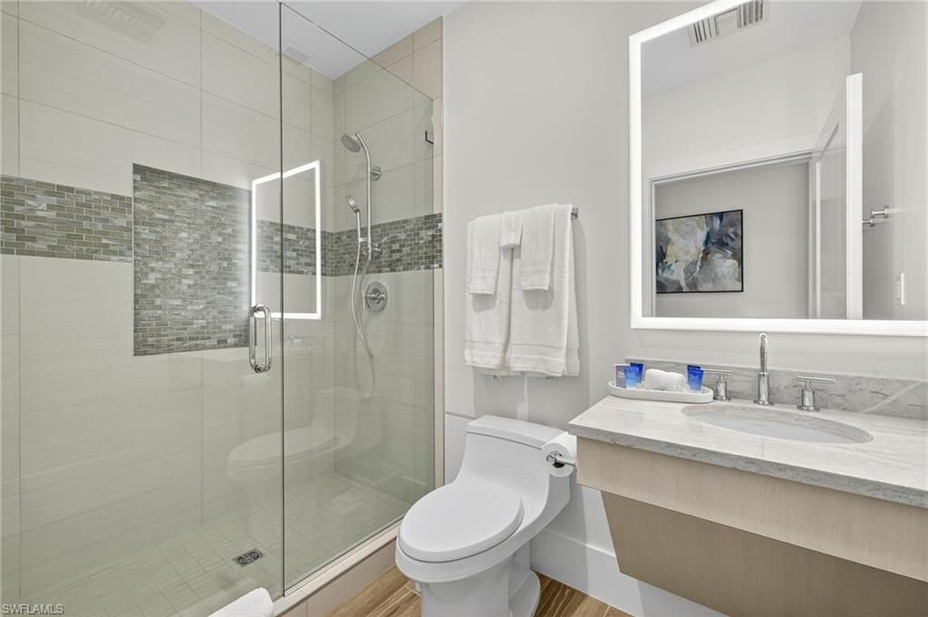 4001 Gulf Shore Blvd N, Unit 303, Naples, FL 34103 Photo