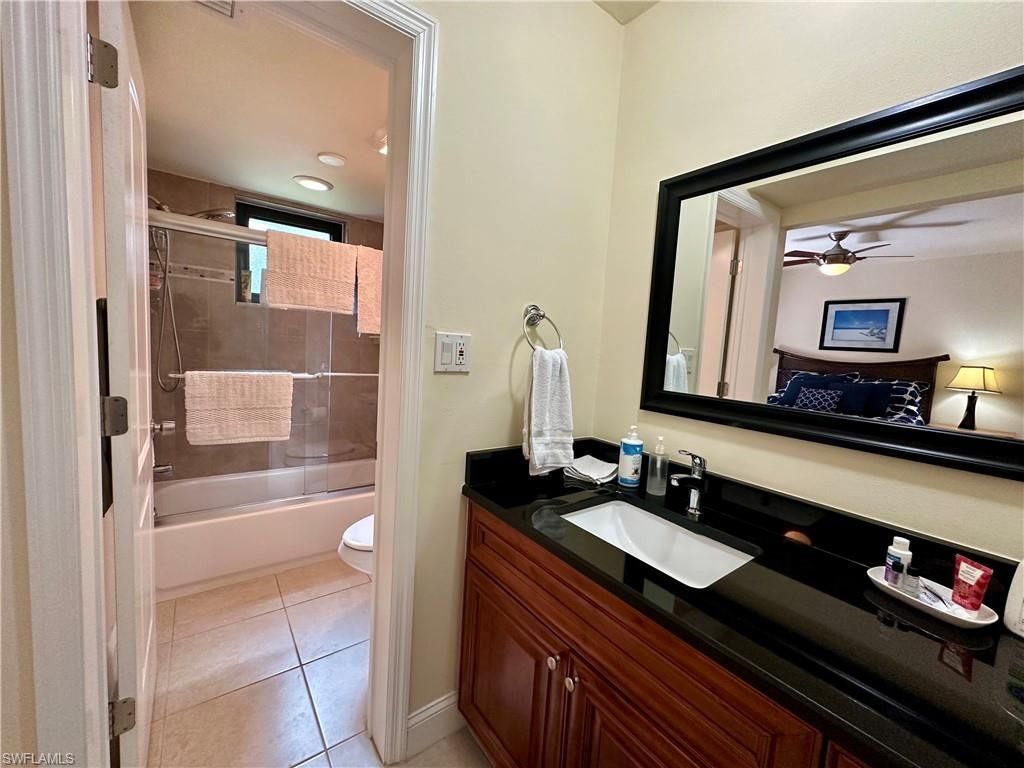 788 Park Shore Dr, Unit D20, Naples, FL 34103 Photo
