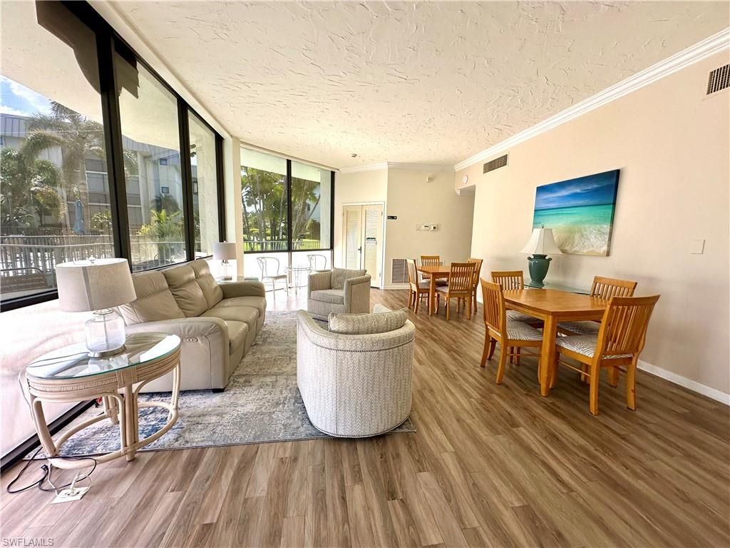 788 Park Shore Dr, Unit D20, Naples, FL 34103 Photo