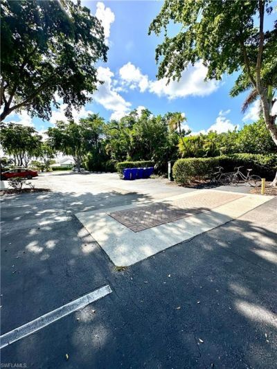 788 Park Shore Dr, Unit D20, Naples, FL 34103 Photo