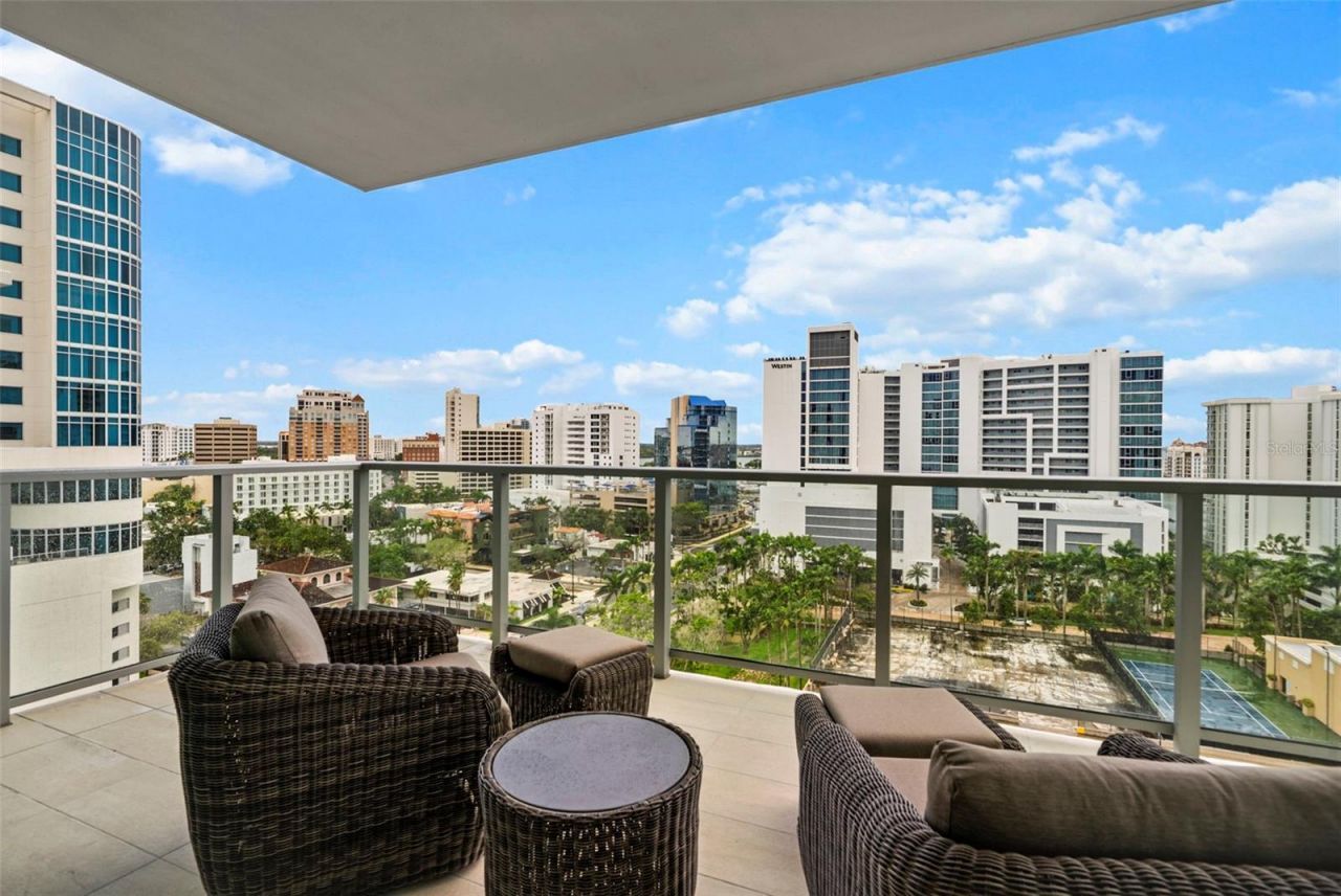 301 Quay Commons, Unit 1008, Sarasota, FL 34236 Photo