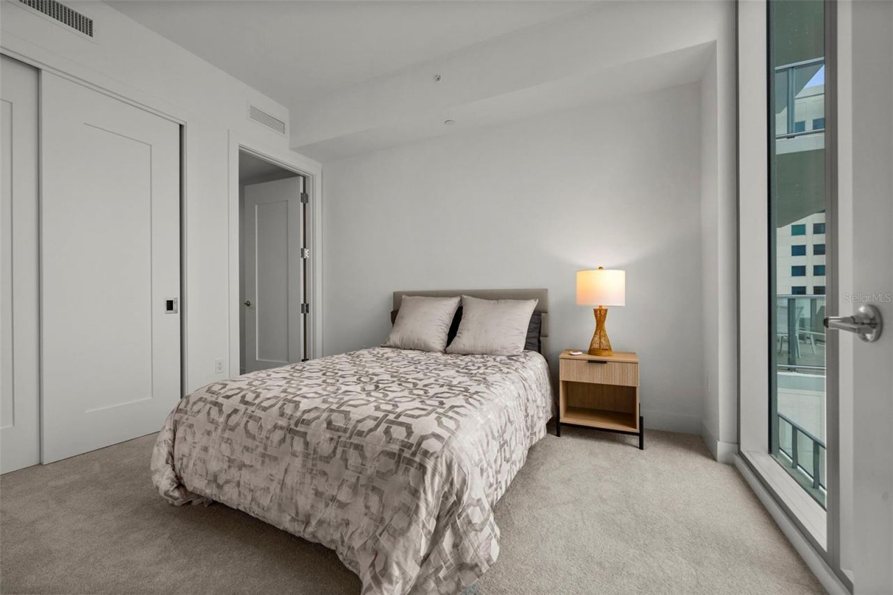 301 Quay Commons, Unit 1008, Sarasota, FL 34236 Photo