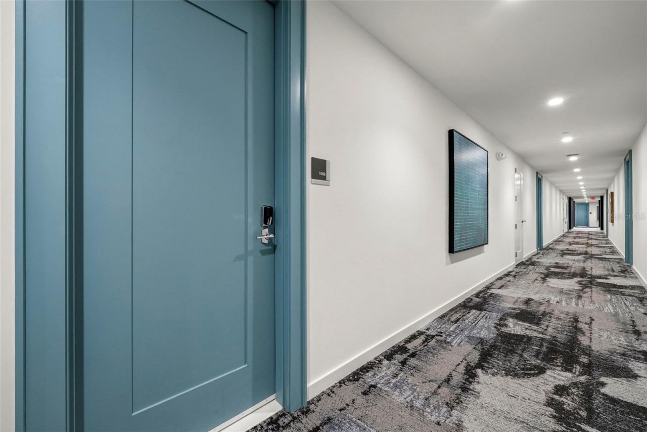 301 Quay Commons, Unit 1008, Sarasota, FL 34236 Photo