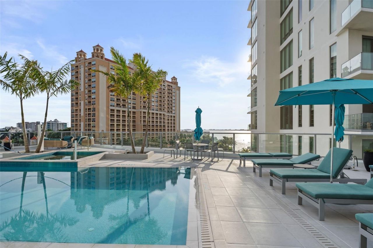 301 Quay Commons, Unit 1008, Sarasota, FL 34236 Photo