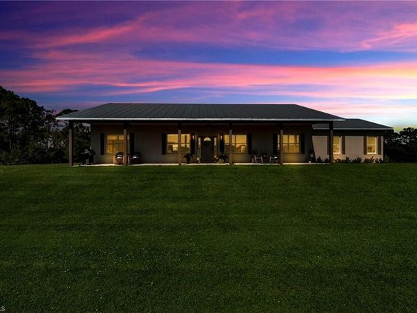 99 Trader RD, LABELLE, FL 33935