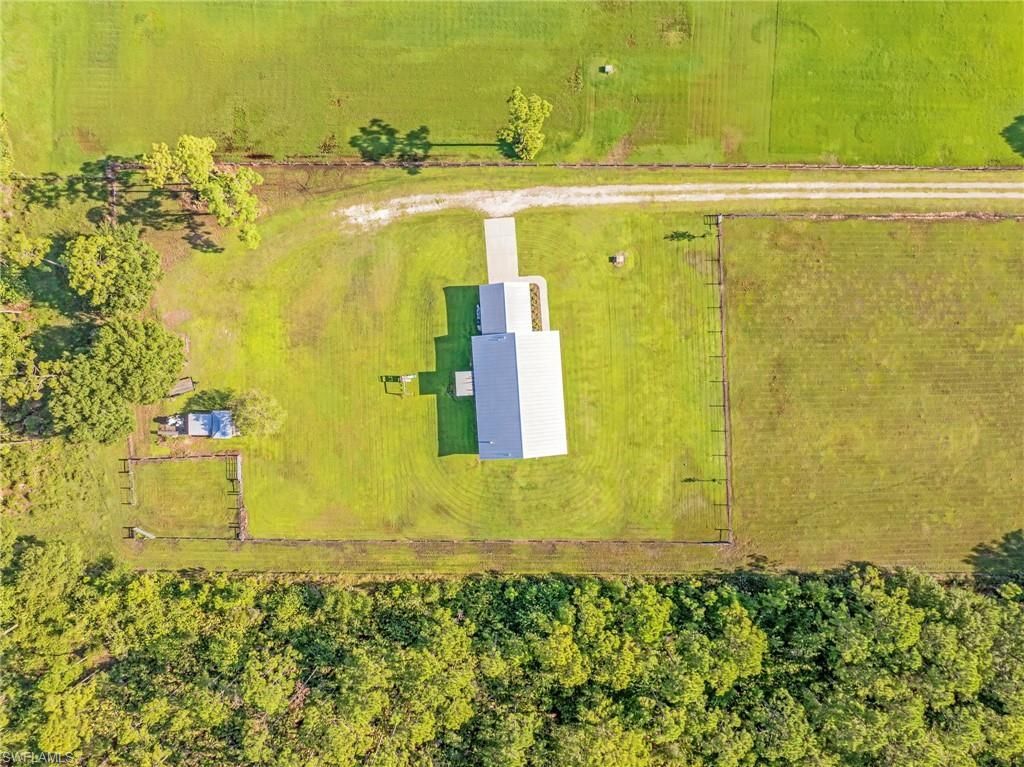 99 Trader Rd, Labelle, FL 33935 Photo