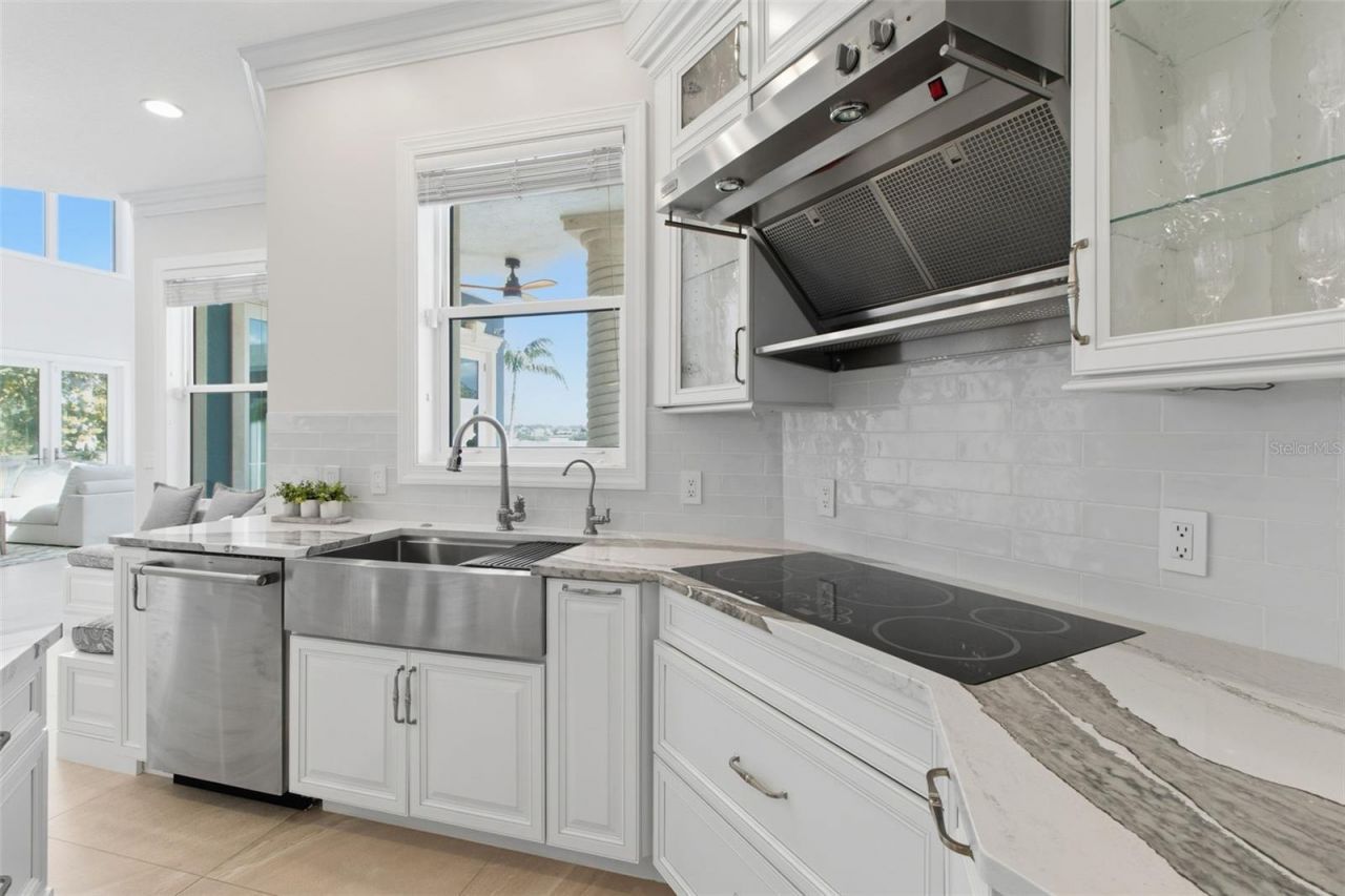 144 N Casey Key Road, Osprey, FL 34229 Photo