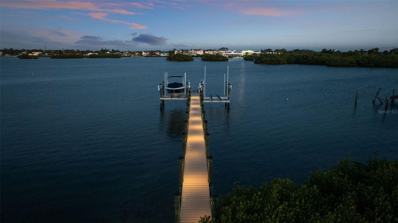 144 N Casey Key Road, Osprey, FL 34229 Photo