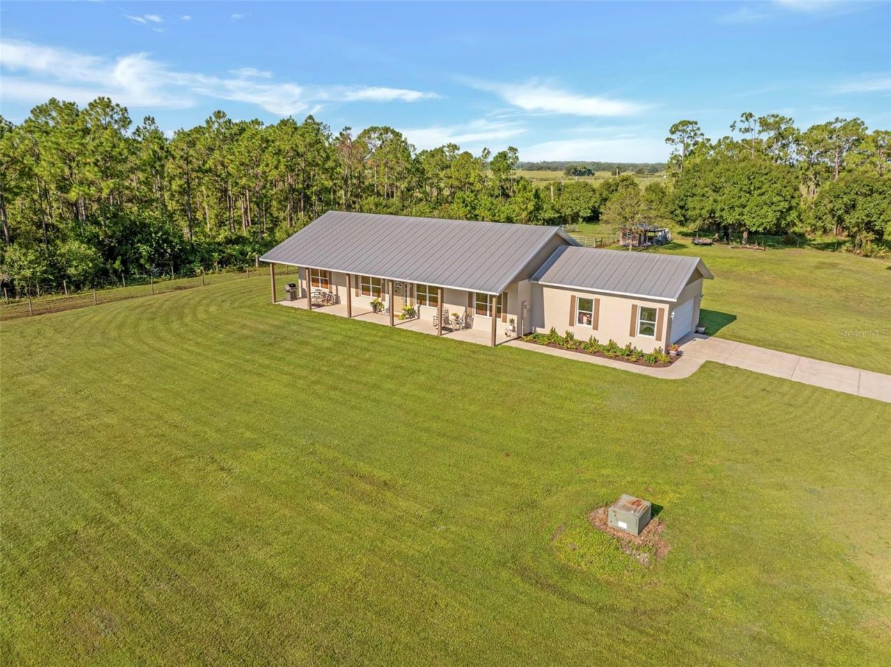 99 Trader Road, Labelle, FL 33935 Photo