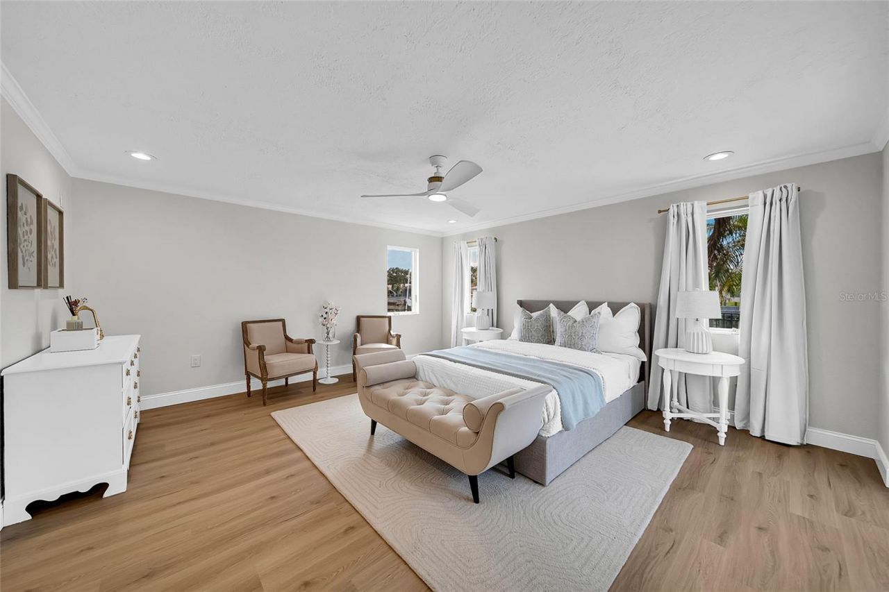 2025 Michigan Avenue Ne, Saint Petersburg, FL 33703 Photo