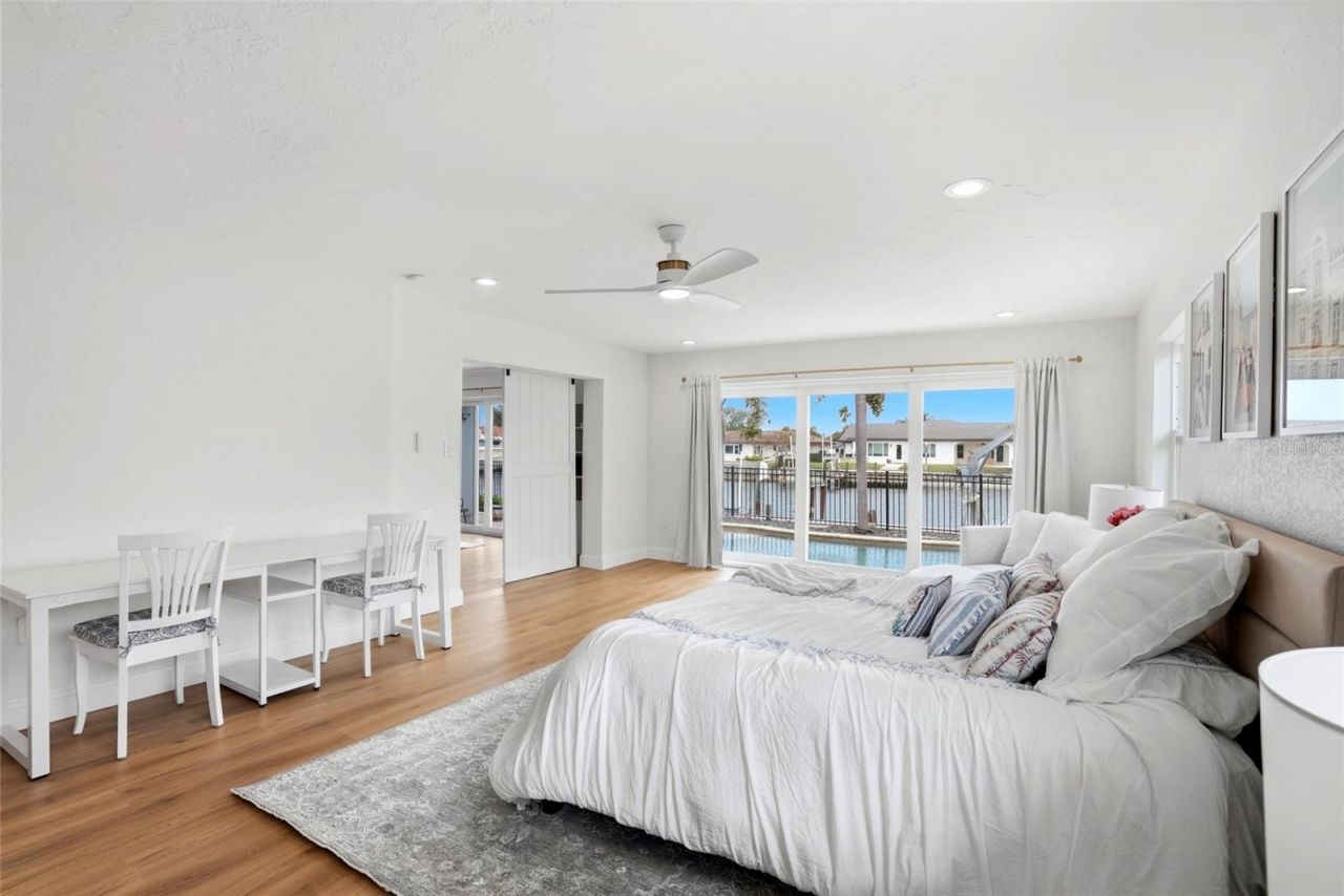 2025 Michigan Avenue Ne, Saint Petersburg, FL 33703 Photo