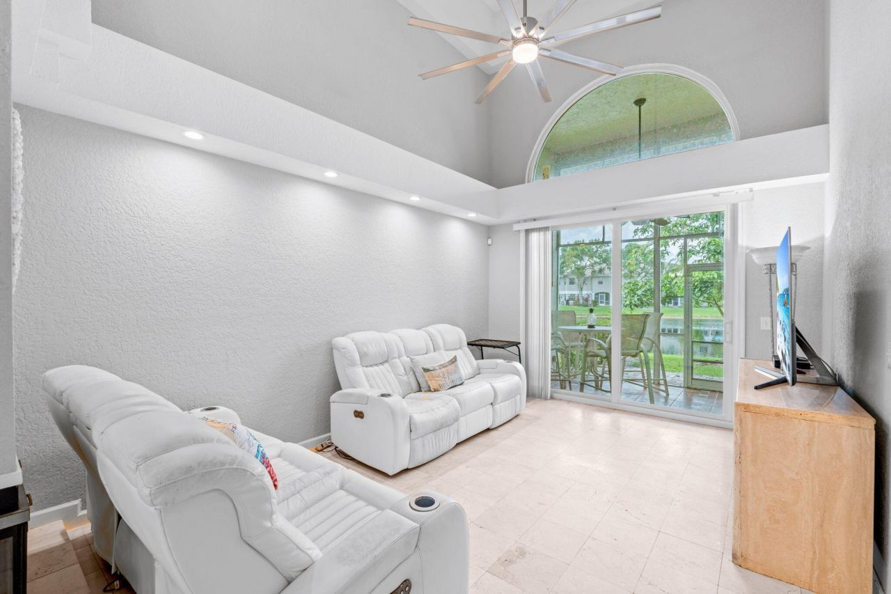 9064 Boca Gardens Parkway, Unit F, Boca Raton, FL 33496 Photo