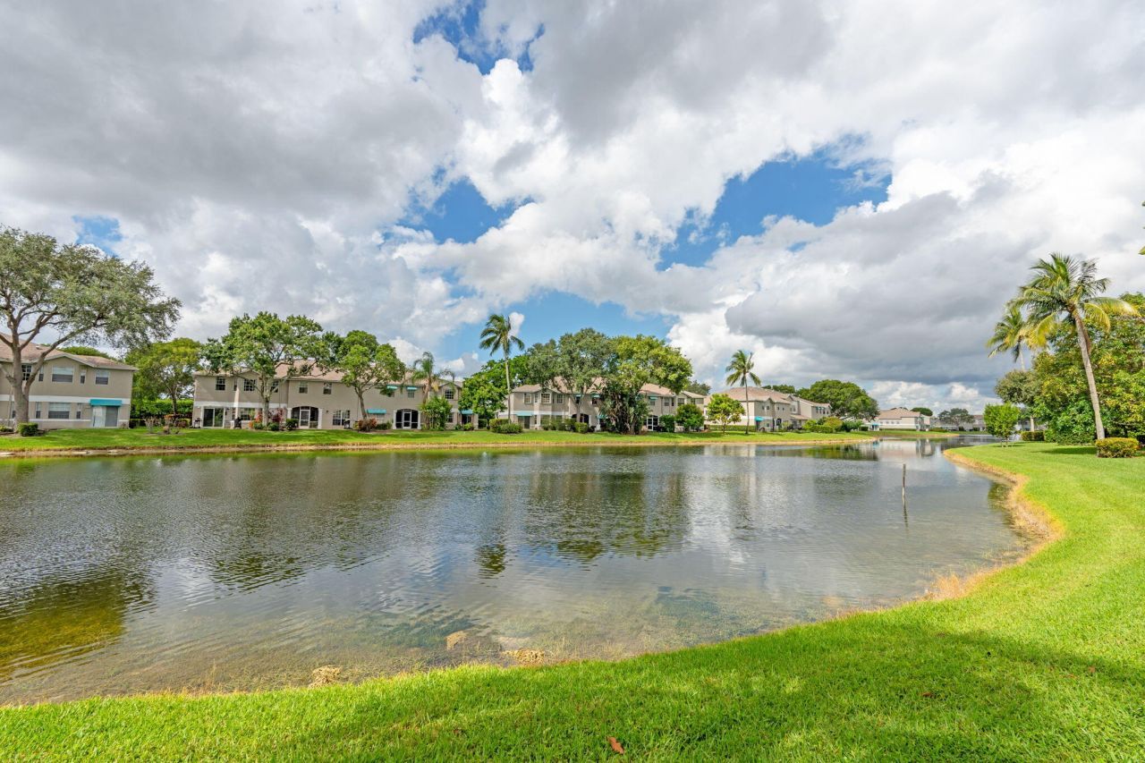 9064 Boca Gardens Parkway, Unit F, Boca Raton, FL 33496 Photo