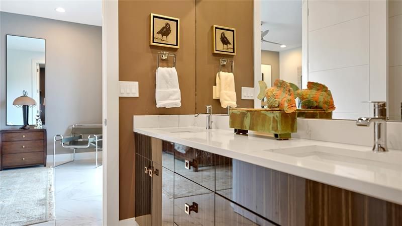 4051 NE 16 Avenue, Fort Lauderdale, FL 33334 Photo