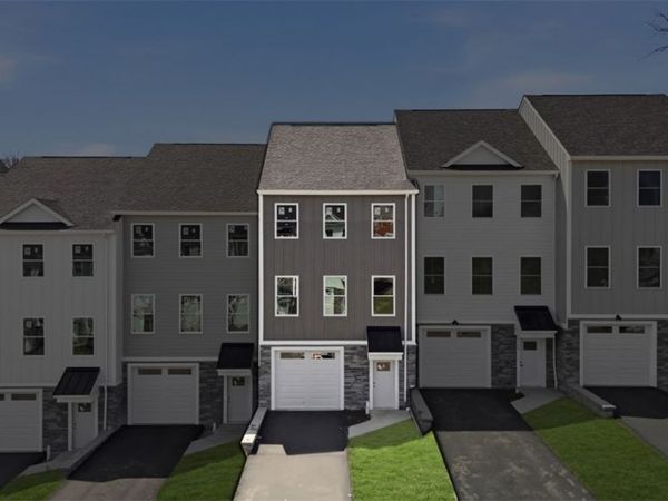 127 Bella Vista Drive, Pittsburgh, PA 15236