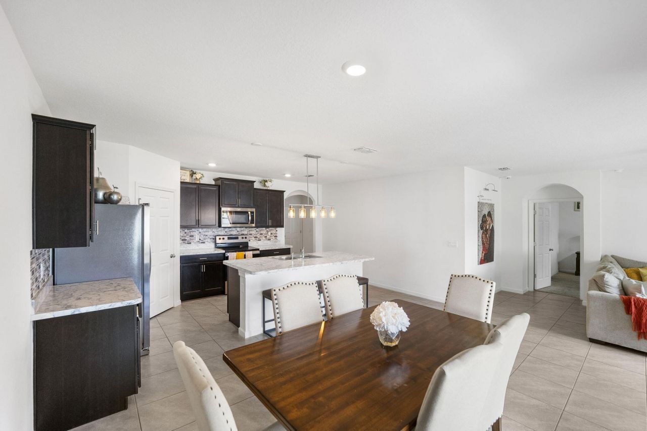 5306 Entertainment Way, Fort Pierce, FL 34947 Photo