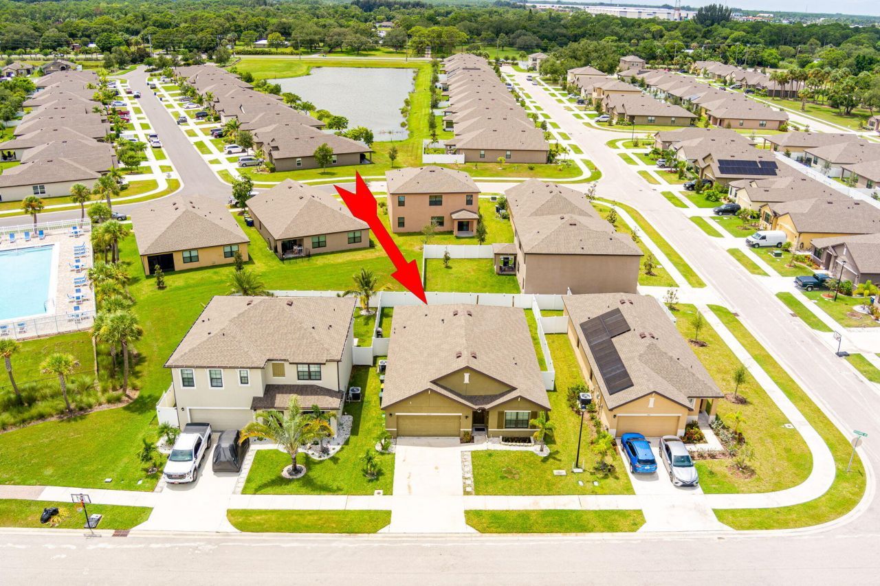 5306 Entertainment Way, Fort Pierce, FL 34947 Photo