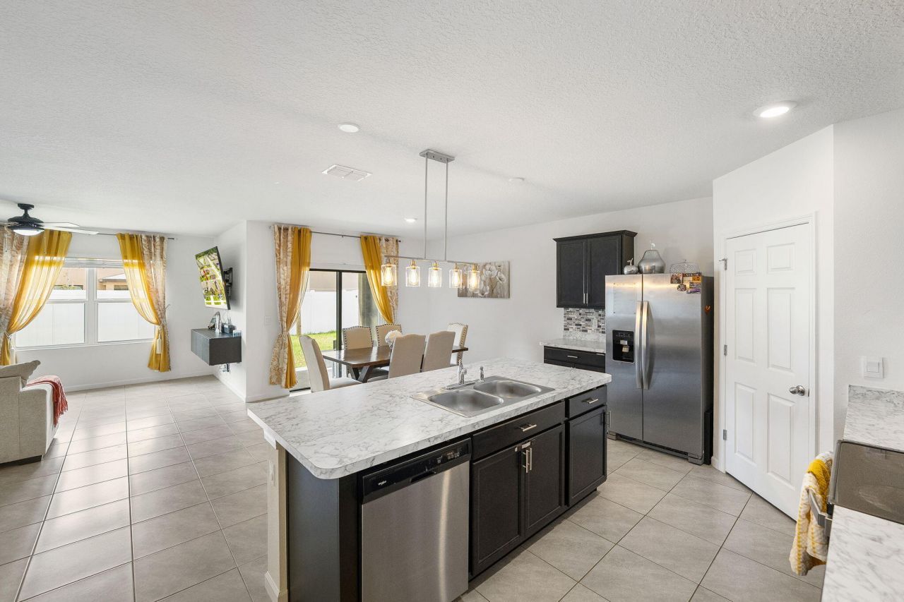 5306 Entertainment Way, Fort Pierce, FL 34947 Photo