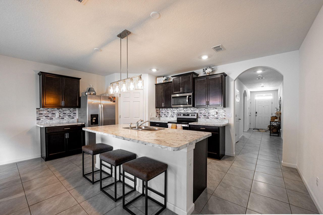 5306 Entertainment Way, Fort Pierce, FL 34947 Photo