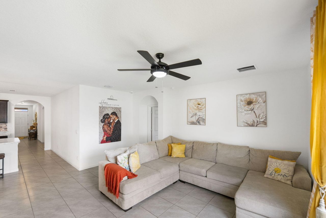 5306 Entertainment Way, Fort Pierce, FL 34947 Photo