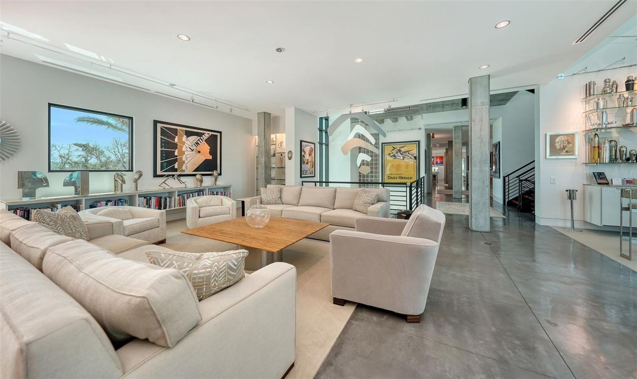 8250 Sanderling Road, Sarasota, FL 34242 Photo