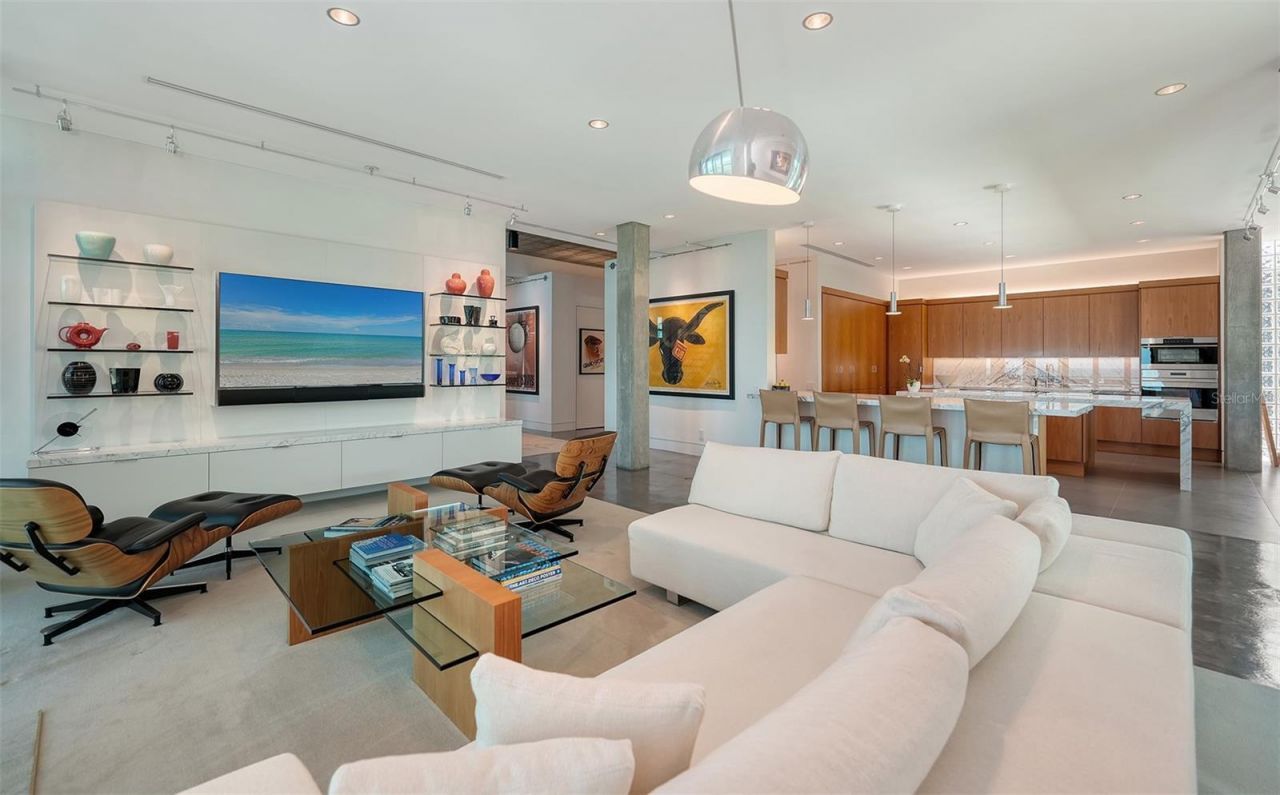 8250 Sanderling Road, Sarasota, FL 34242 Photo