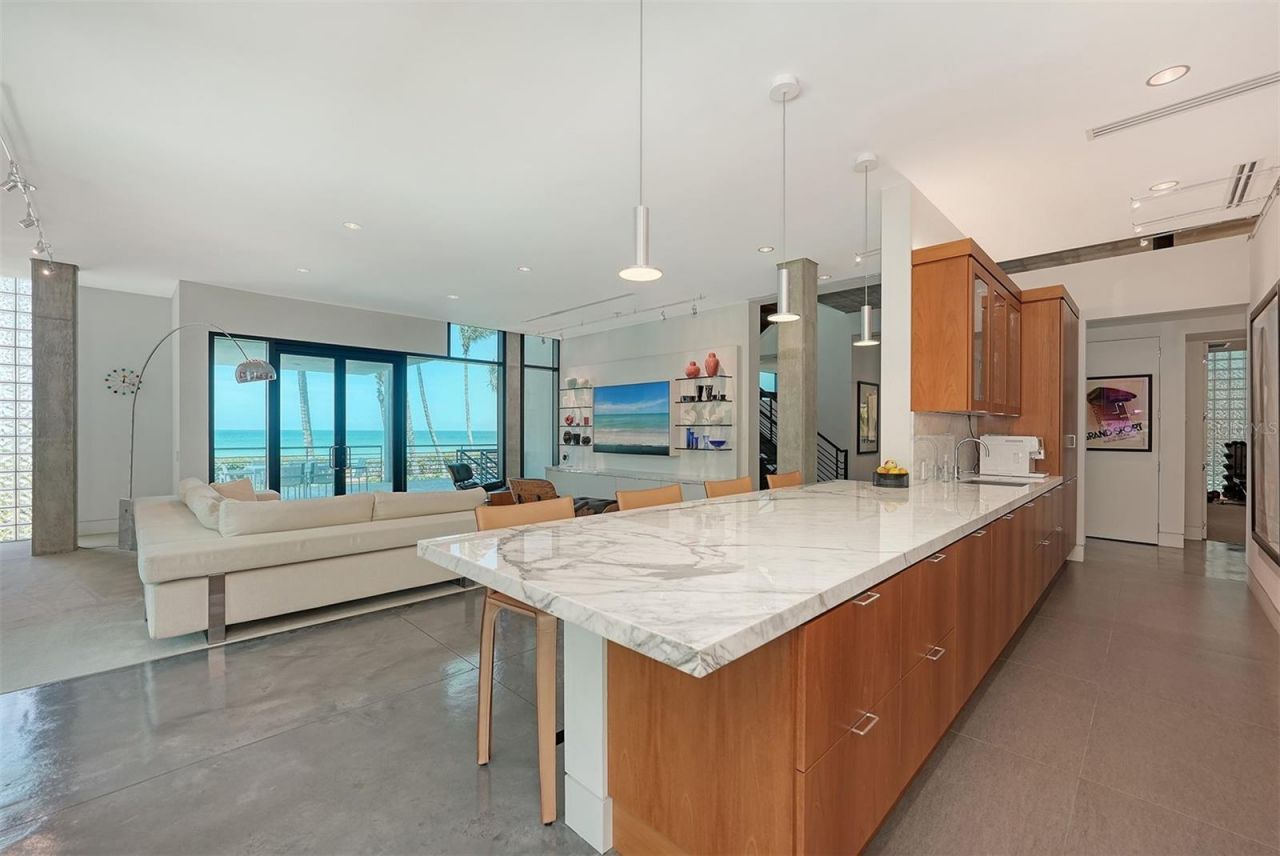 8250 Sanderling Road, Sarasota, FL 34242 Photo